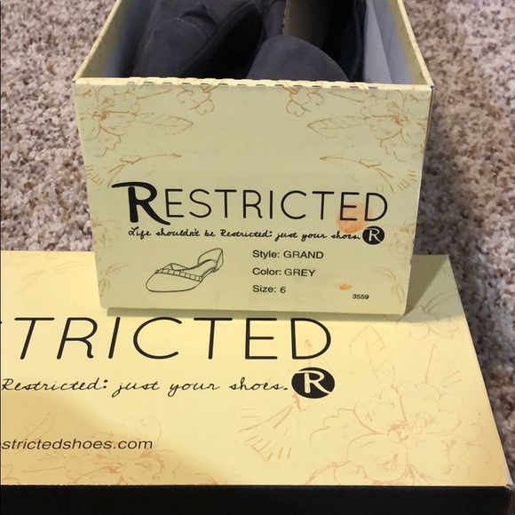 Grey Girly Grand Sandal - Picture 10 of 10